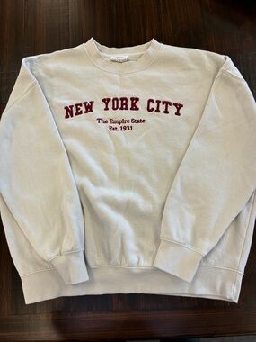 Reflex Cream Crewneck Sweatshirt with Red 'New York City' Script